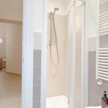 A 50 Mt Dal Mare A-c - Centro Apartment Loano